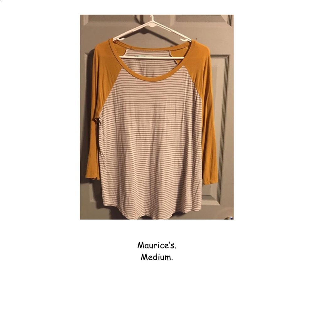 ✨ADORABLE✨ baseball tee!